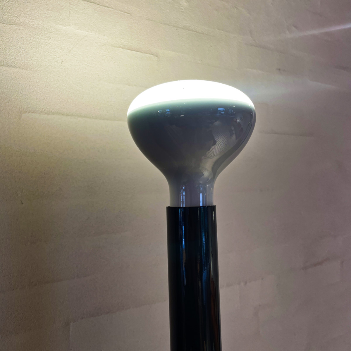 FLOS Gulvlampe – Luminator Antracite - Billede 5
