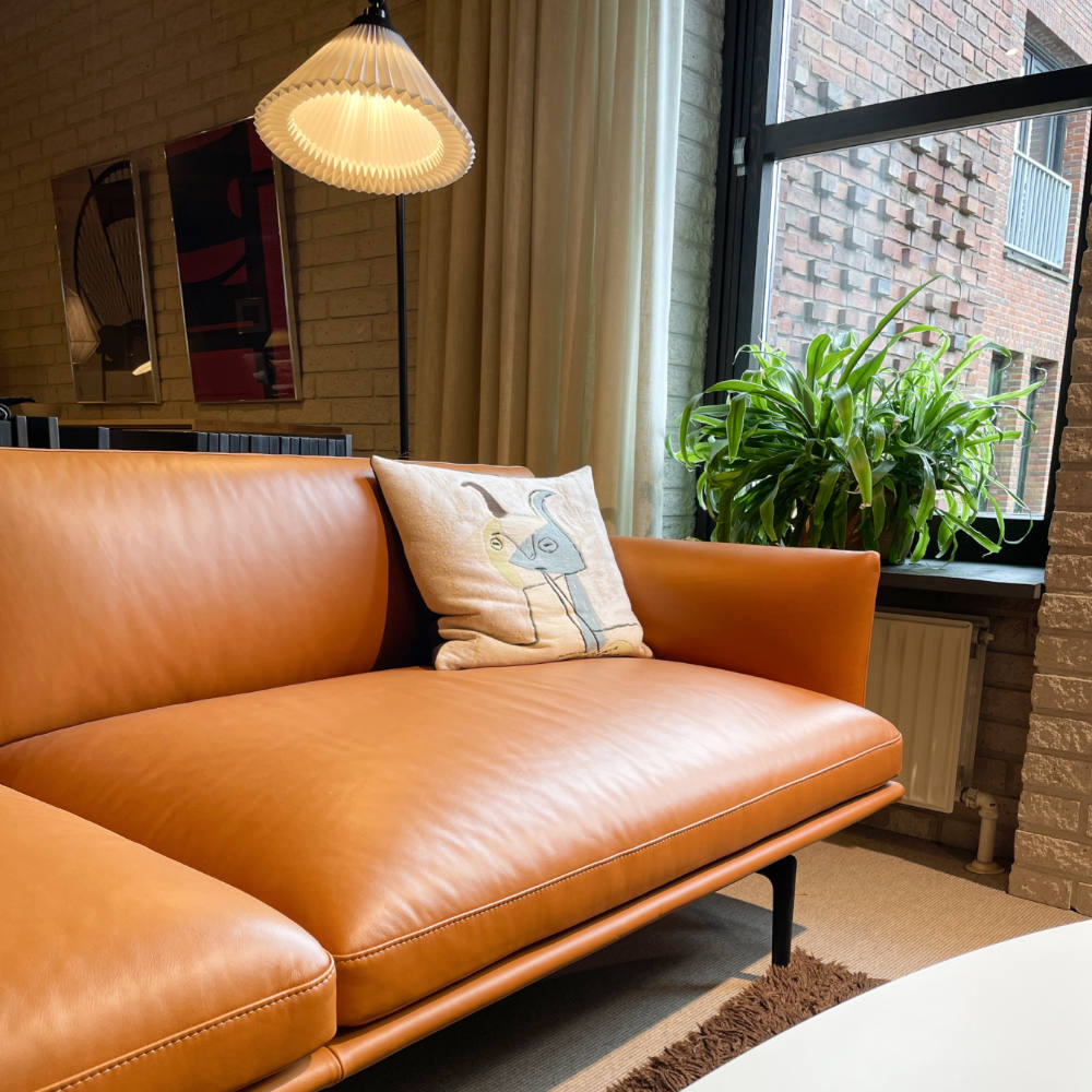 Outline sofa og lænestol – Muuto – Udstillingsmodel - Billede 3