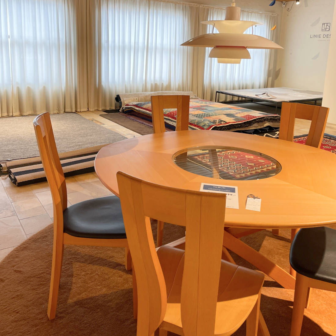 Spisegruppe – Seltz – Udstillingsmodel - Billede 4