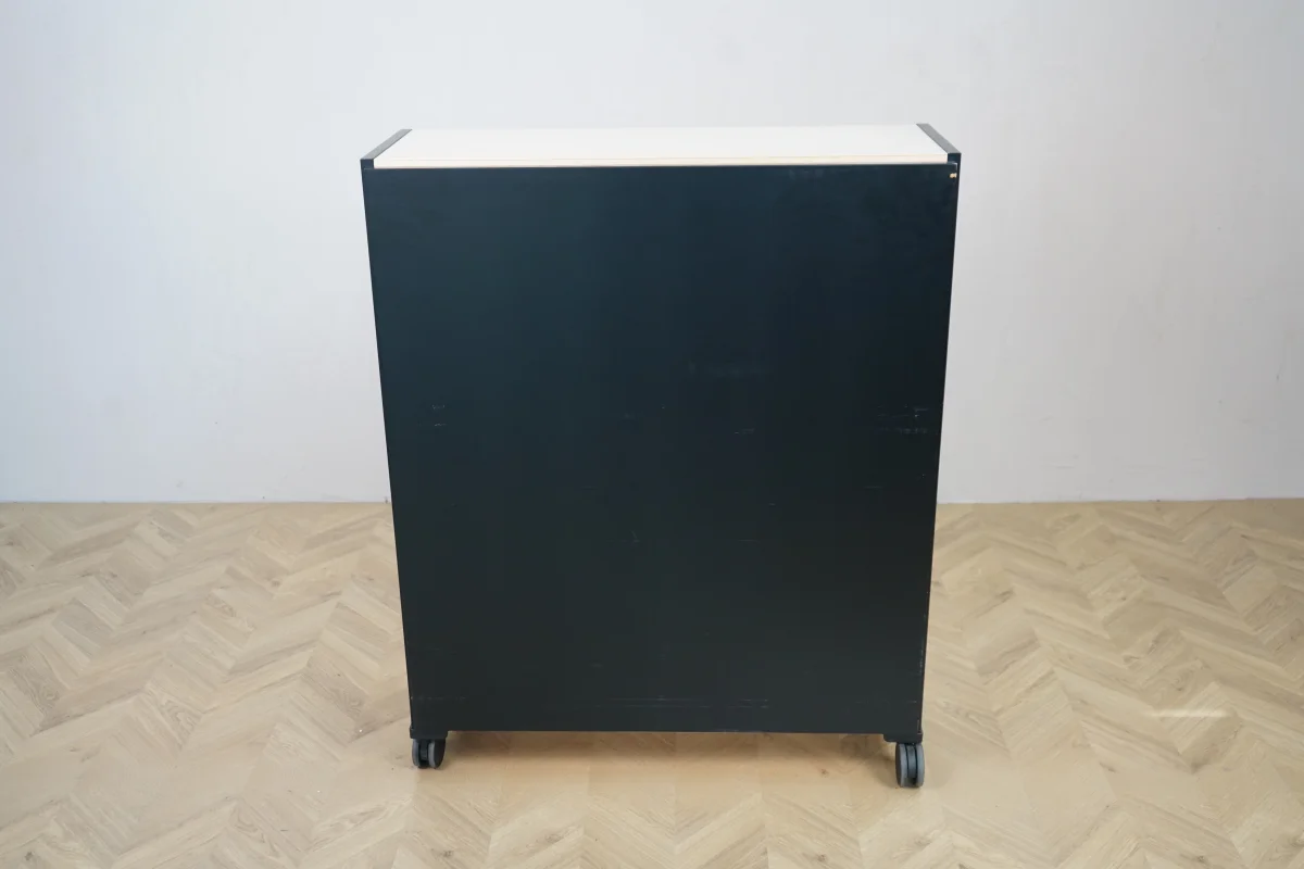 Paustian Opbevaringsskab med låger og hjul – 96x35x119 - Billede 6